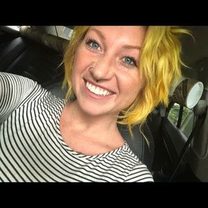 Meet your Posher, Nicole